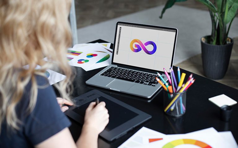 Read more about the article Explore the World of Logo Design and Graphic Design Courses for Branding