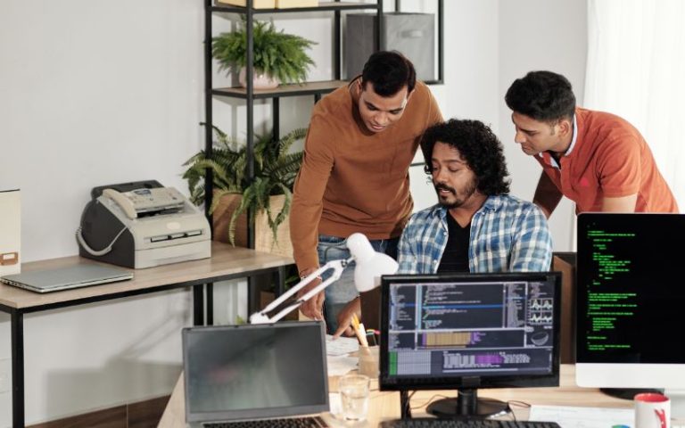 Read more about the article How Much Will a New Game Developer Earn in 2025?